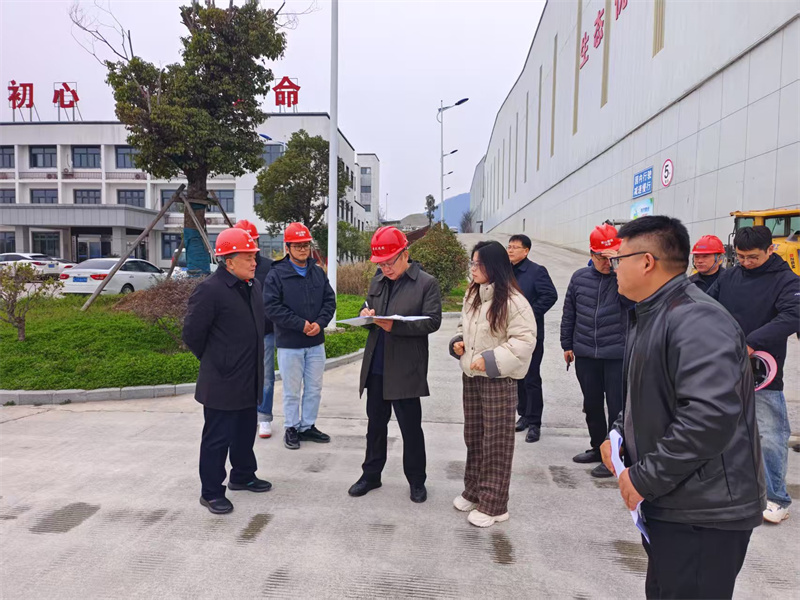 3月7日，洪董陪同汪凱書記一行到鴻瑞公司檢查工作。.jpg